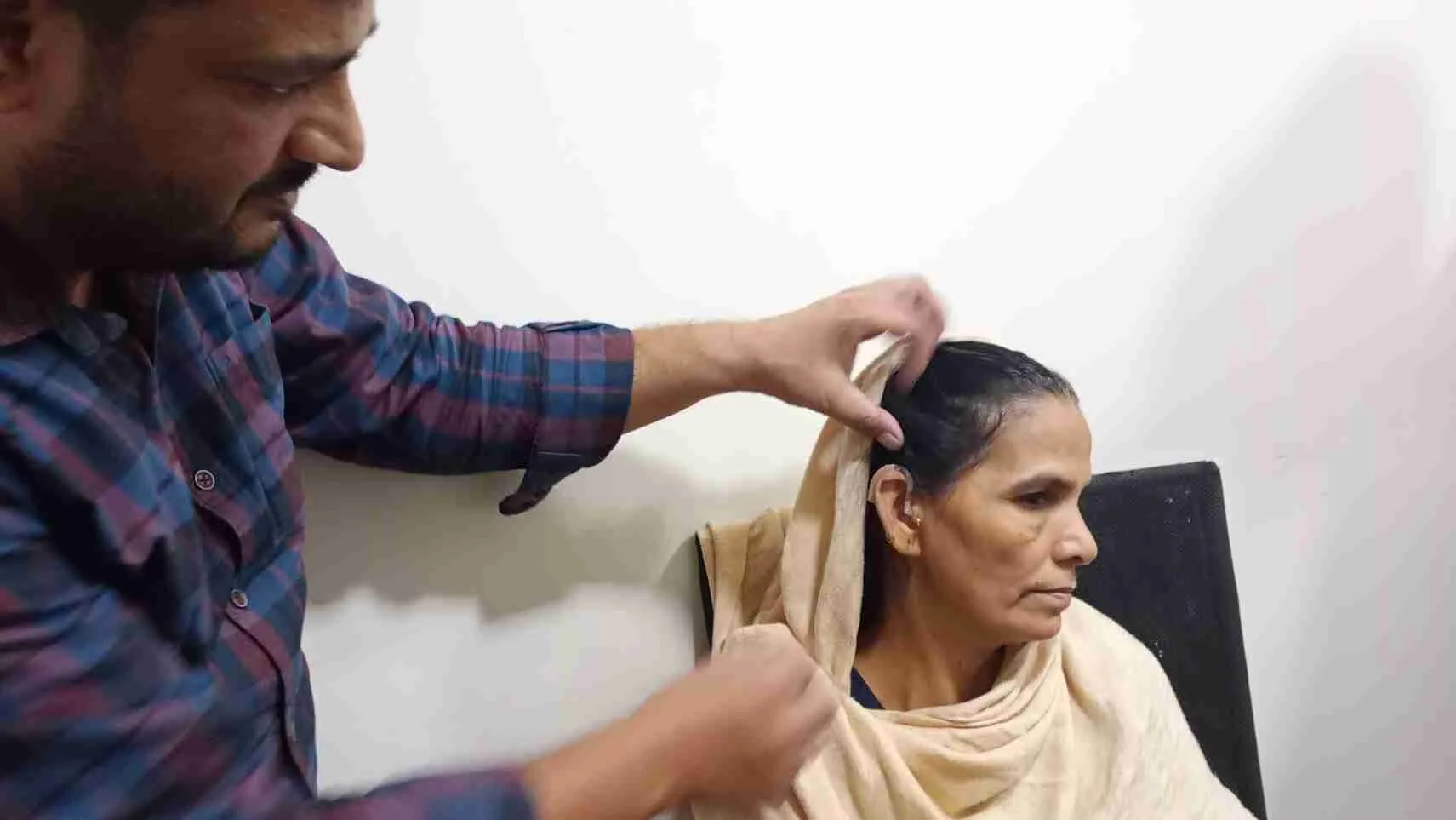 Free Hearing Aid Dispensing to Shama Parveen
